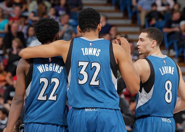 更是对他们 更是对他们