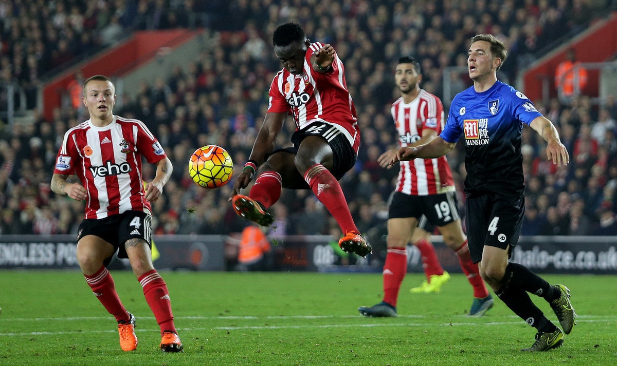 表现也为他 表现也为他